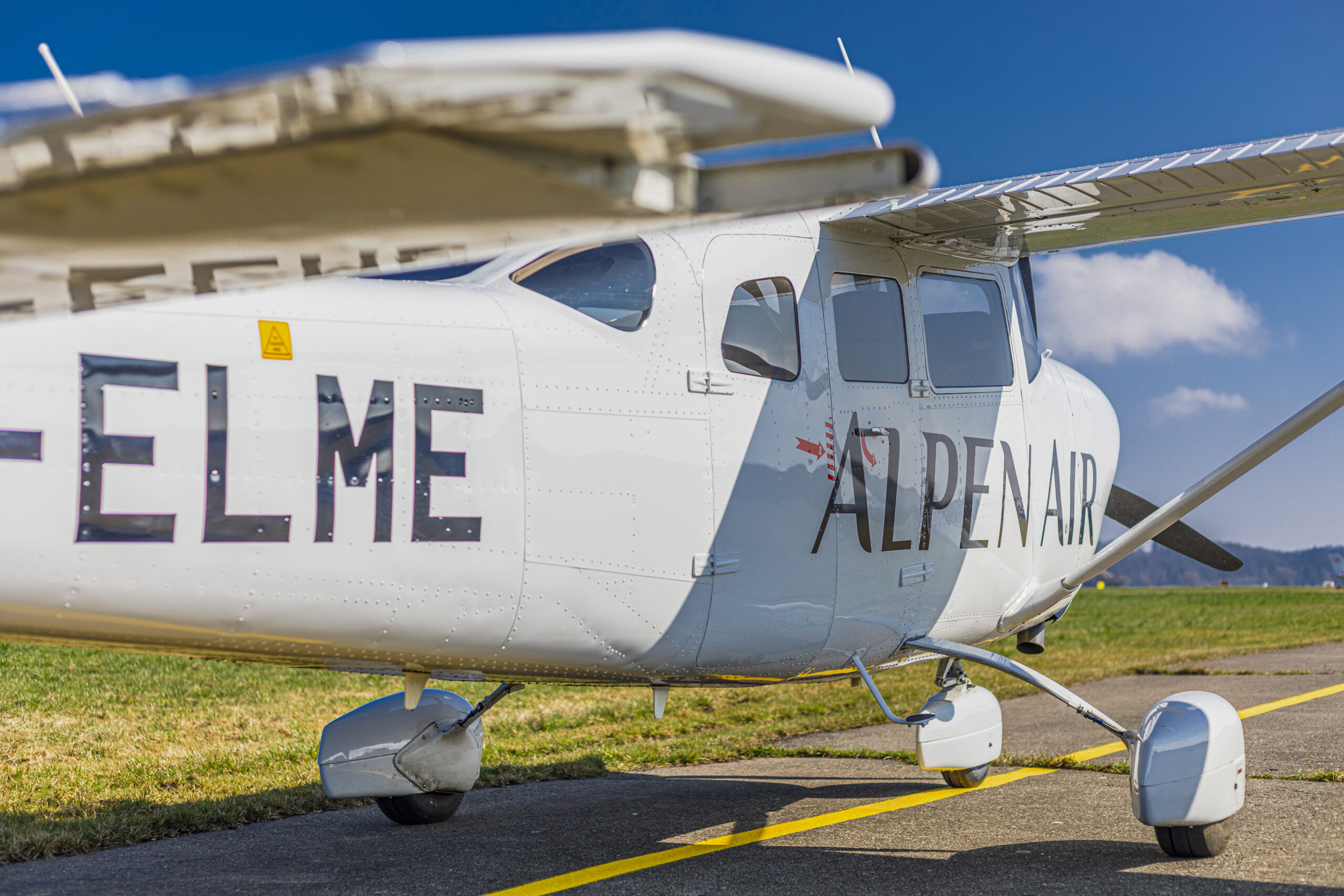 Cessna 206 Alpen Air