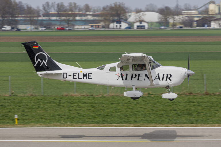 Cessna 206 Contact us
