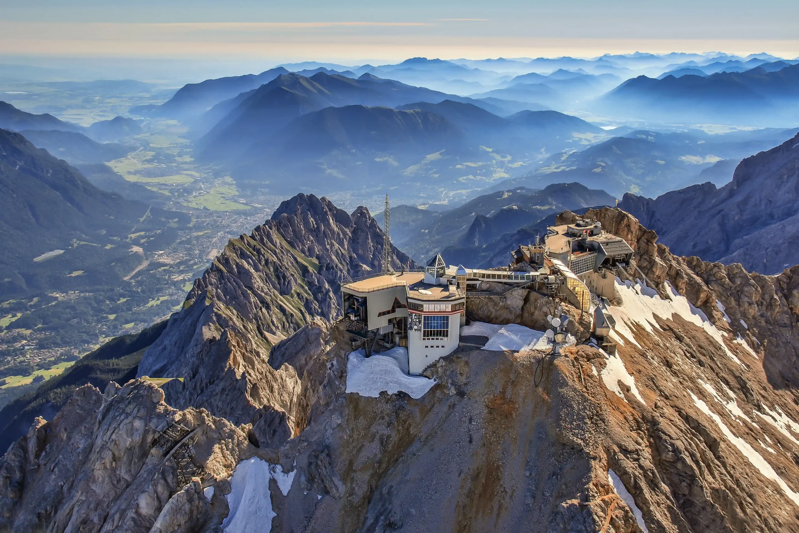 Marriage proposal in Munich at the Zugspitze mountain top
