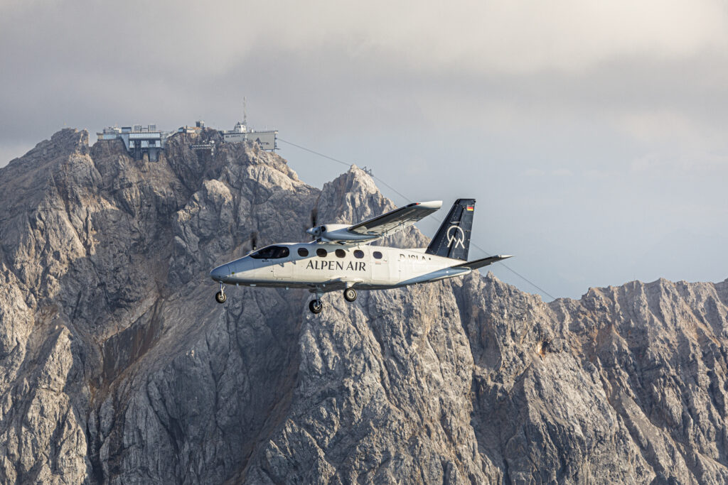 Die Alpen Österreich enden mit einem Schwenk vorbei an der Zugspitze