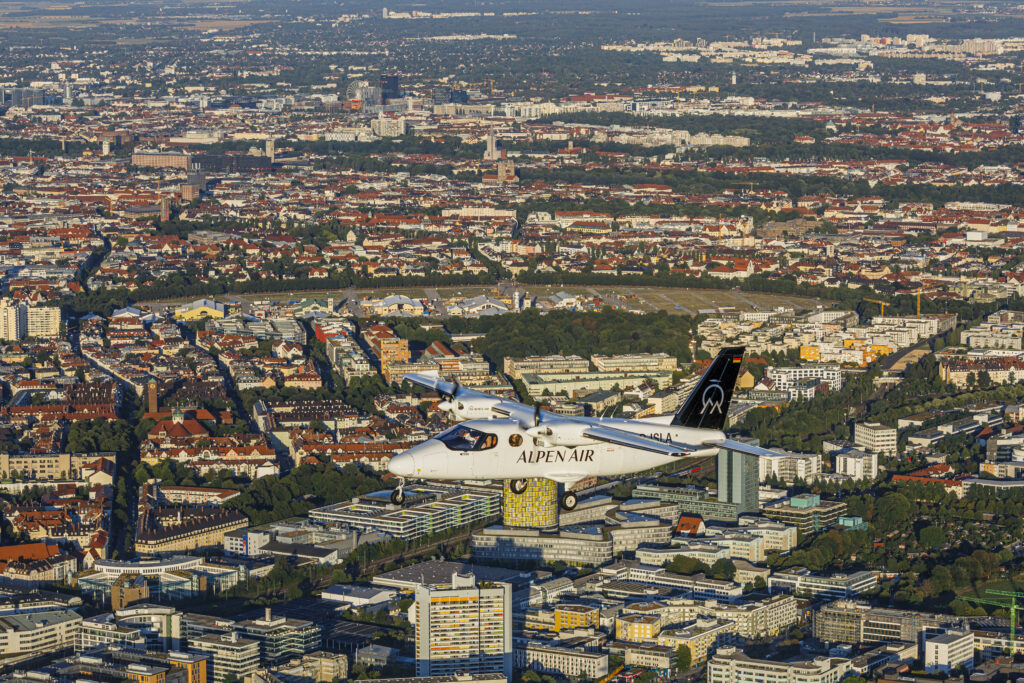 ALPEN AIR Rundflug über der Stadt
