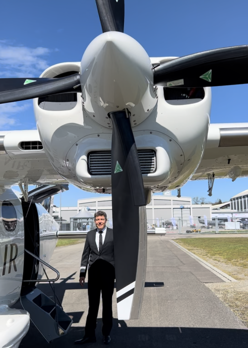 AERO 2023 Moritz mit Flugzeug