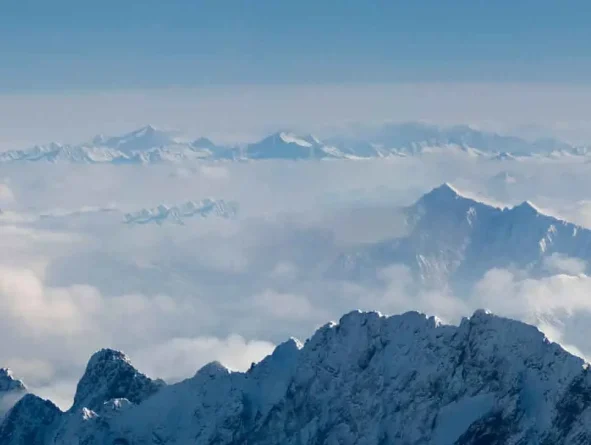 Nach_PH2NL Alpen von oben Fensterplatz Rundflug Maschine der Alpen Air